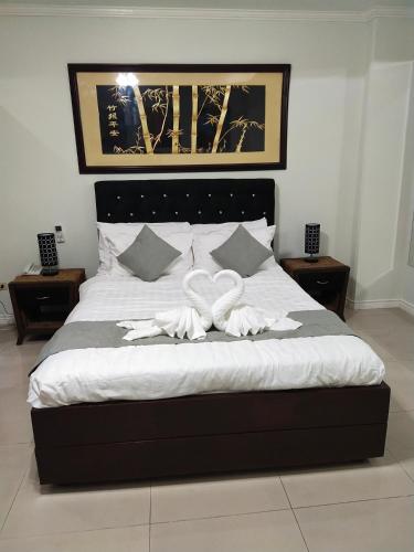 Bourbon St Apts Condo 16