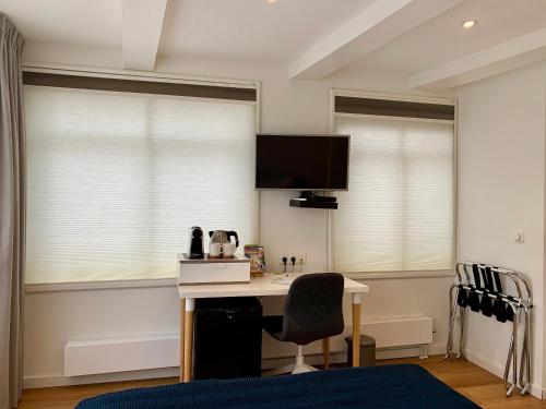 PH93 Amsterdam Central