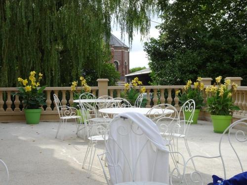 Chateau Des marronniers
