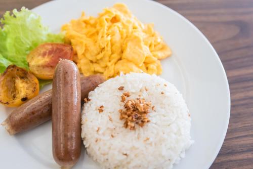 MO2 Westown Hotel Iloilo