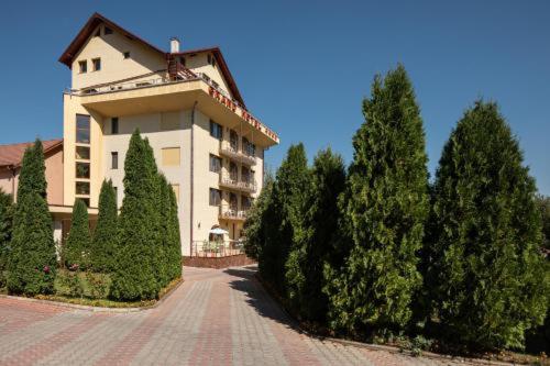 Grand Hotel