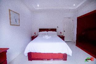 Bohol White House B&B