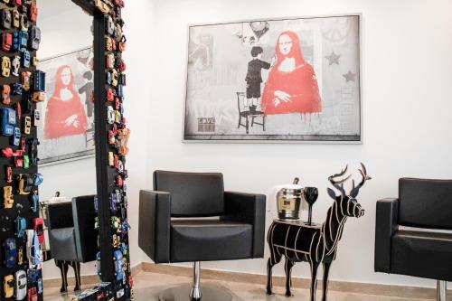 B&B Gallery