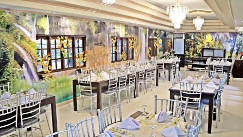 Villa Esmeralda Bryan's Resort Hotel & Restaurant