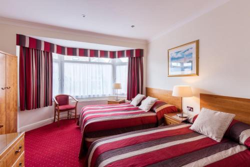 Queens Hotel
