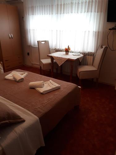 Guest House Family Varda