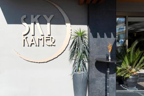 Sky Kamer Hotel