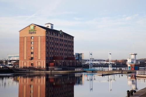 Holiday Inn Express - Salford Quays