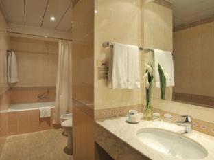 Pestana Village Garden Hotel