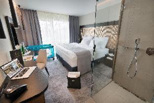 Premium Hotel