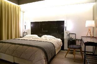 Adonis City Hotel