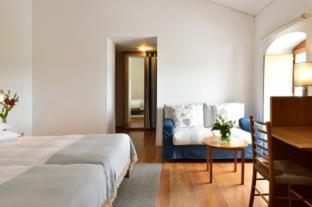 Pousada Convento Arraiolos - Historic Hotel