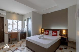 V Plaza Manila by ZEN Rooms