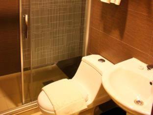 Eloisa Royal Suites