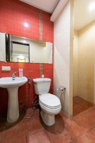 Bliss Drive Inn Hotel by OYO Rooms