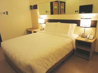 Go Hotels Otis Manila
