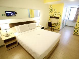 Go Hotels Otis Manila