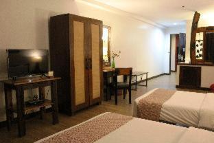 Nature's Village Resort