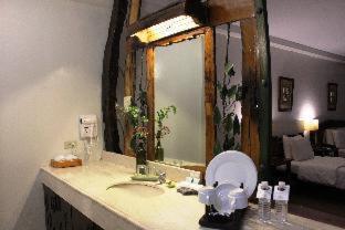 Nature's Village Resort