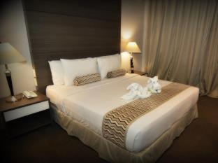 88 Courtyard Hotel