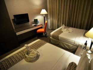 88 Courtyard Hotel