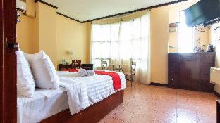 Hotel La Rica by RedDoorz