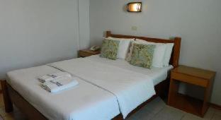 Nichols Airport Hotel