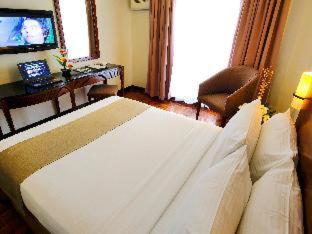 Fersal Hotel Neptune Makati