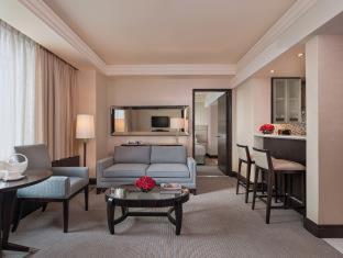 Crimson Hotel Filinvest City Manila