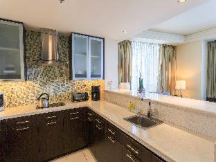 Crimson Hotel Filinvest City Manila