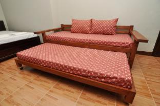 Harbour Gardens Tourist Inn