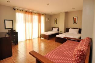 Harbour Gardens Tourist Inn