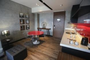 B Hotel Quezon City