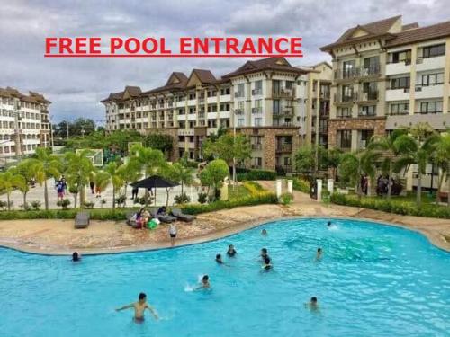 One oasis A2, shortwalk SM MALL Free POOL Kitchen