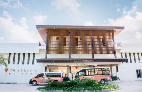 Charlie's El Nido