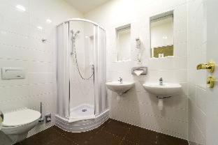 Metropolitan Old Town hotel