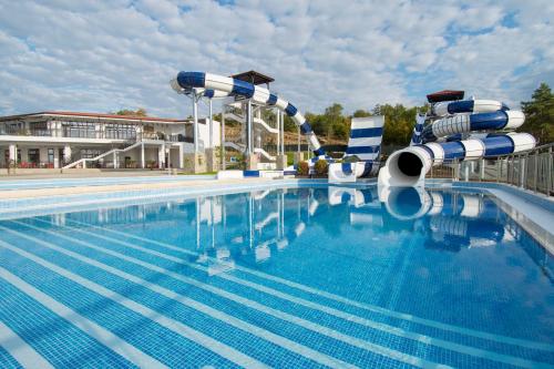 Nevis Resort