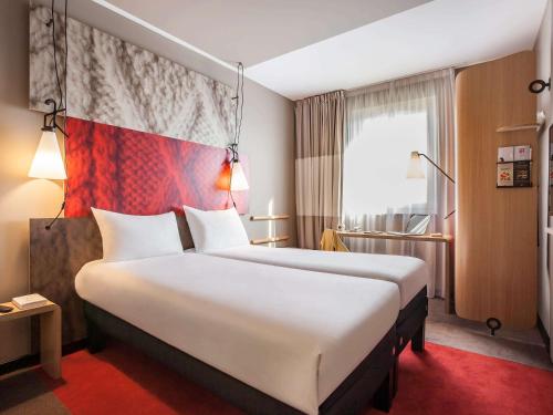 Ibis Manchester Centre 96 Portland Street Hotel