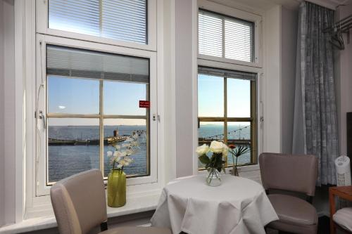 Cafe Restaurant Van Den Hogen