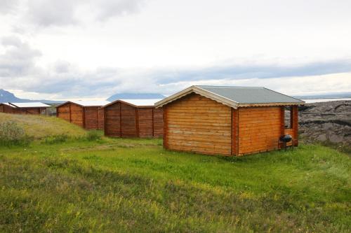 Hlid Huts