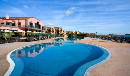 Hotel Las Olas