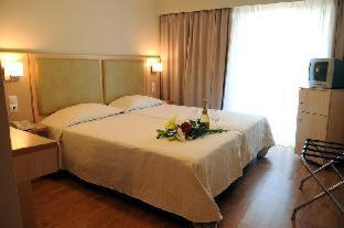Hotel Triton