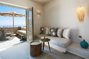 Aeon Suites