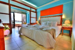 Kiani Beach Resort
