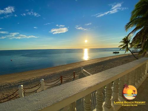 Lanas Beach Resort