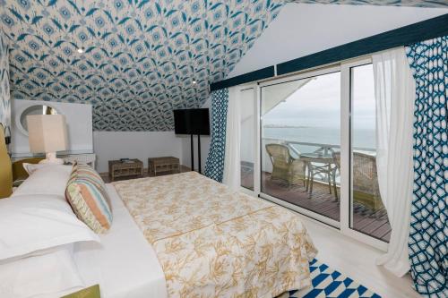 The Albatroz Hotel