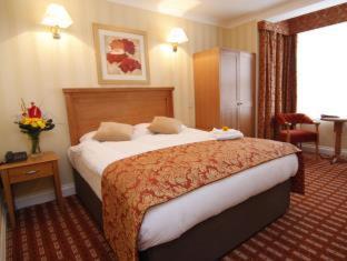 The Castle Hotel