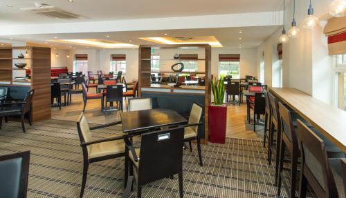 Holiday Inn Express Bristol-North