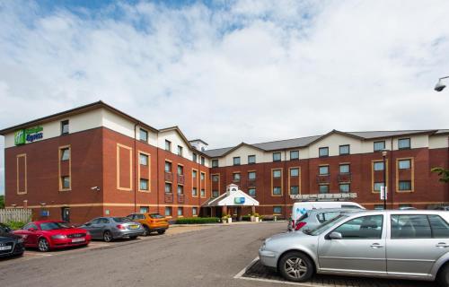 Holiday Inn Express Bristol-North