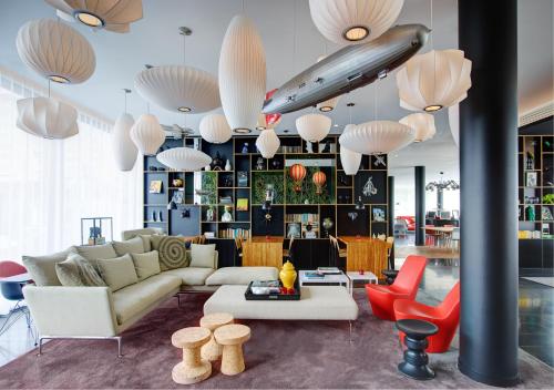 citizenM Paris Charles de Gaulle Airport Hotel